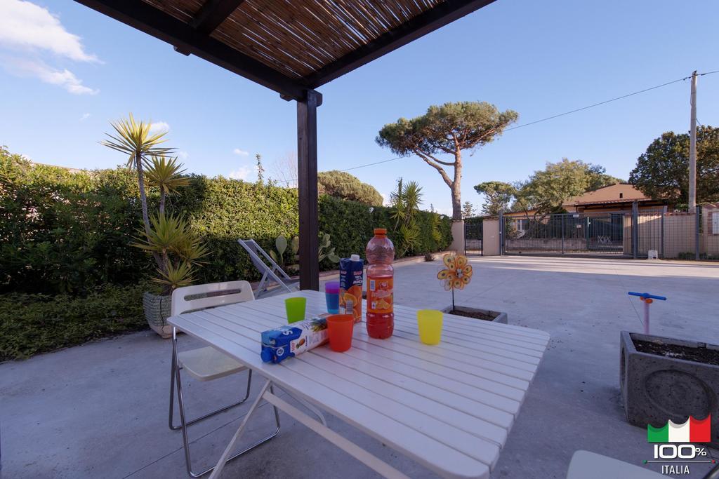 Livingapple Beach Minturno Esterno foto