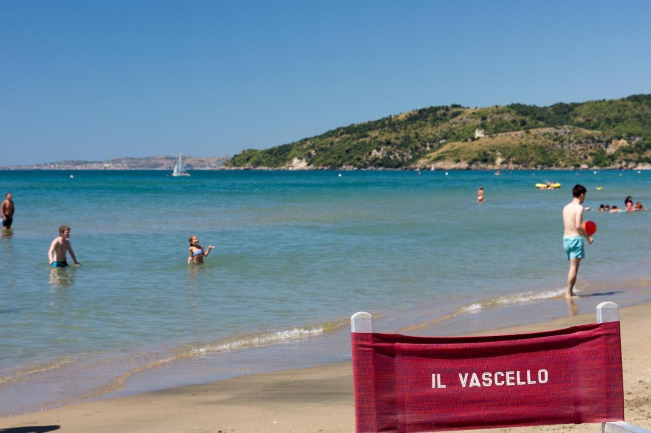 Livingapple Beach Minturno Esterno foto